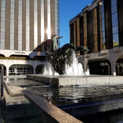 horse fountain